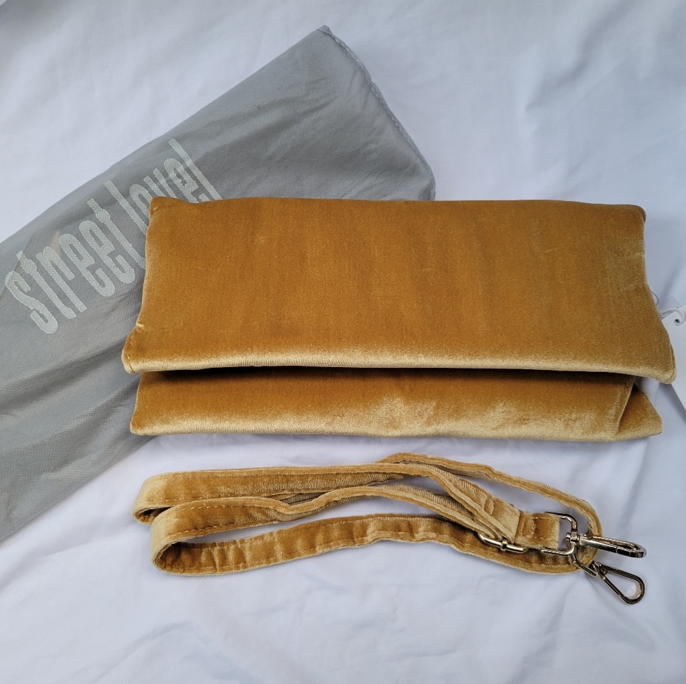 STREET LEVEL- Gold Magnetic Velvet